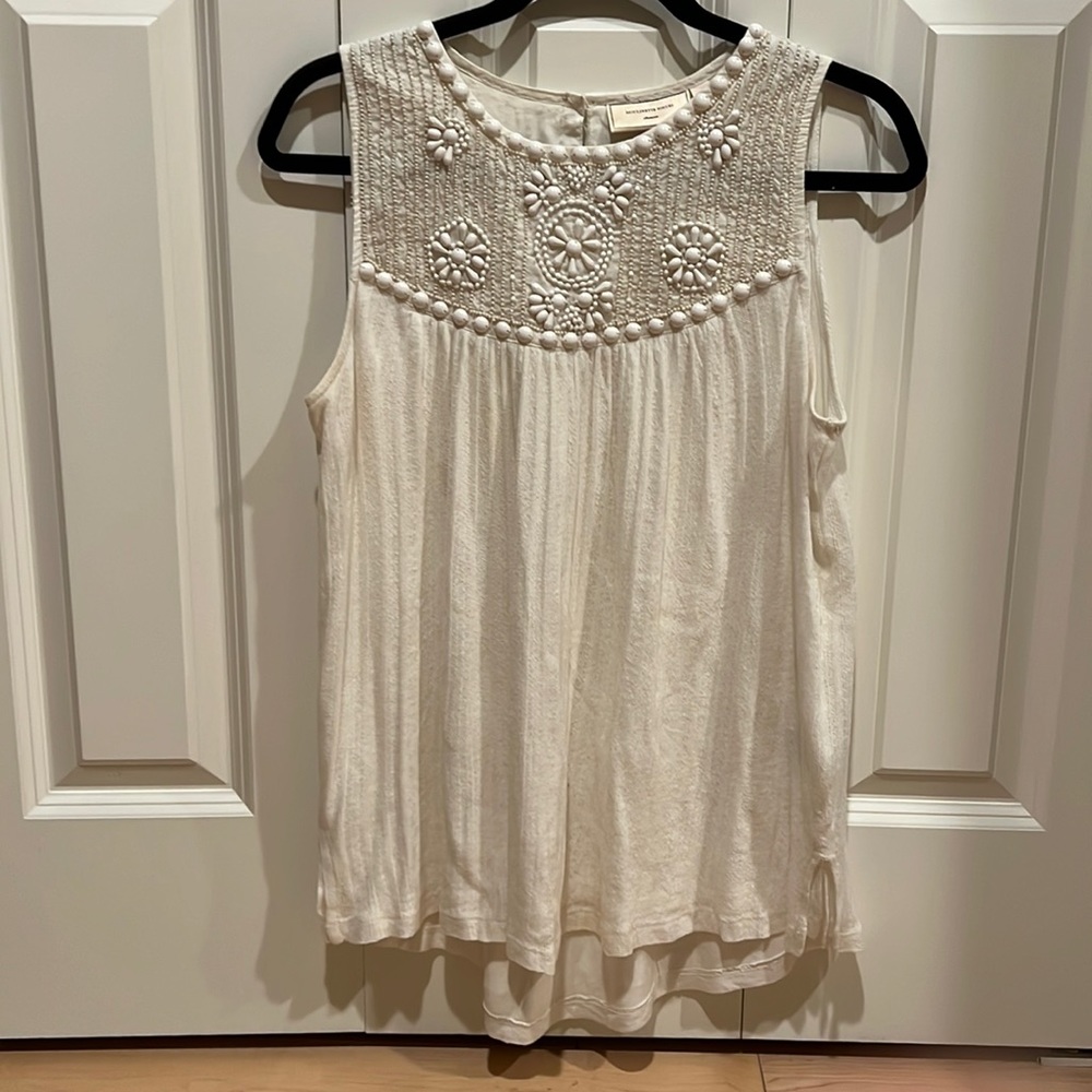 Sleeveless top